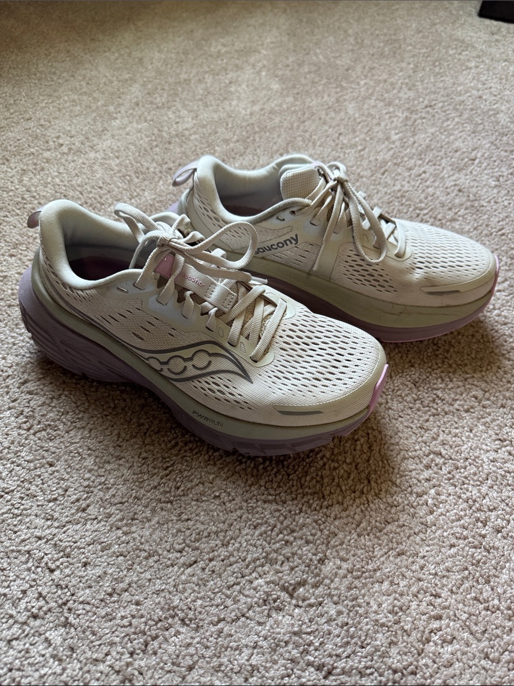 Saucony Guide 18, size 8